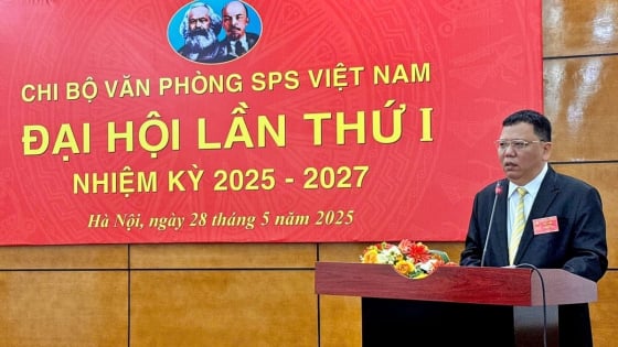 ong-ngo-xuan-nam-trung-cu-bi-thu-chi-bo-van-phong-sps-viet-nam